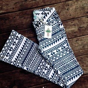 Ranch Dressn Aztec Jeans